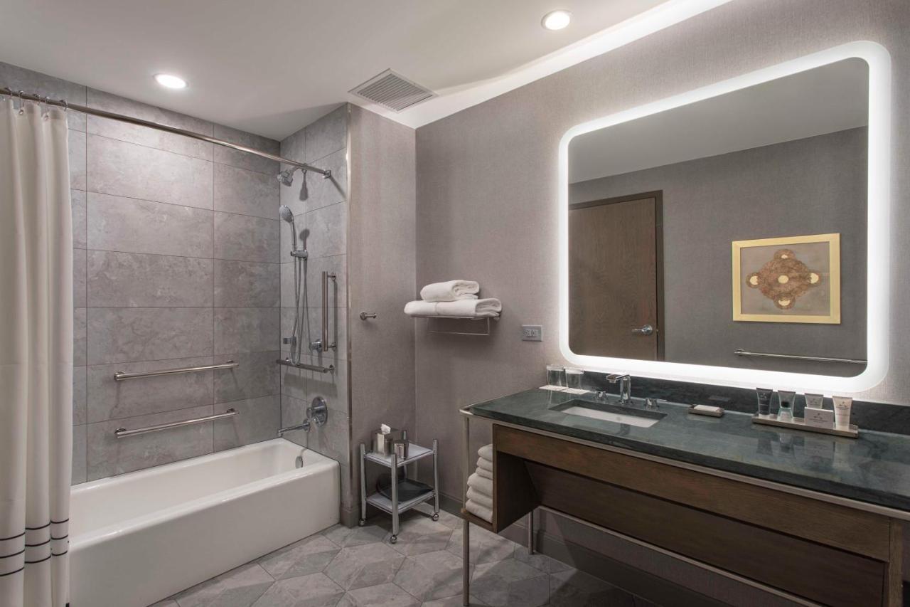 Jw Marriott Charlotte Hotel Bagian luar foto
