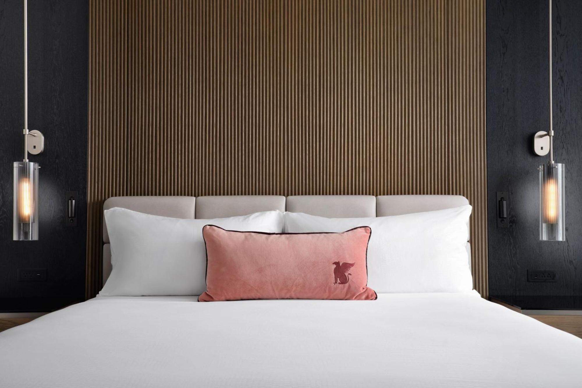 Jw Marriott Charlotte Hotel Bagian luar foto
